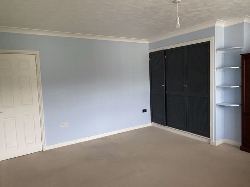 Bedroom- click for photo gallery